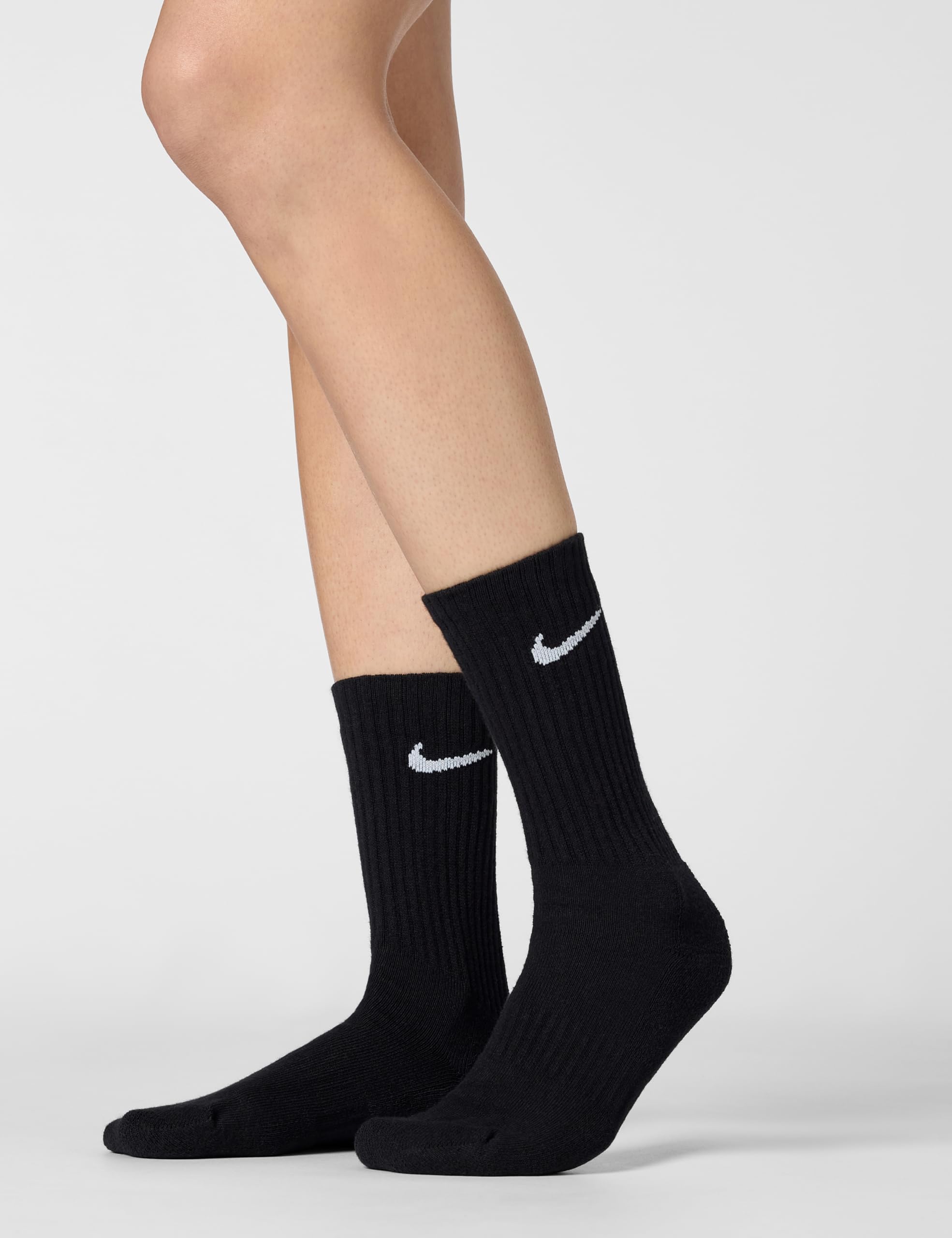 Nike Unisex Everyday Cushioned Training Crew Socks (6 Pairs), Black/White, Large